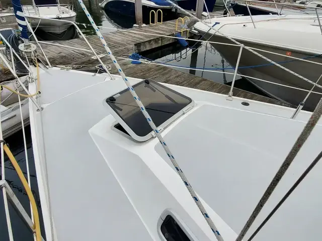 Catalina 320