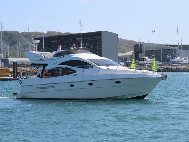 Azimut 42