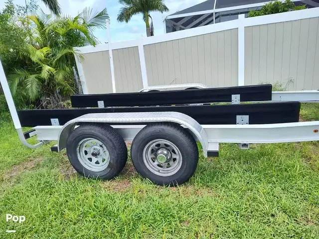 Sea Ray 240 Sundeck