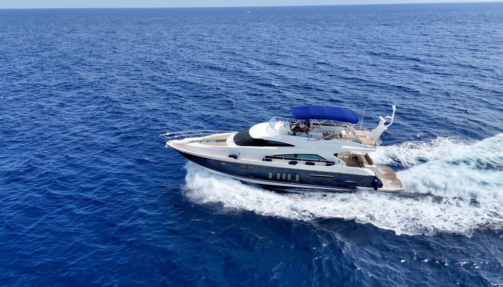 2015 Fairline squadron 65