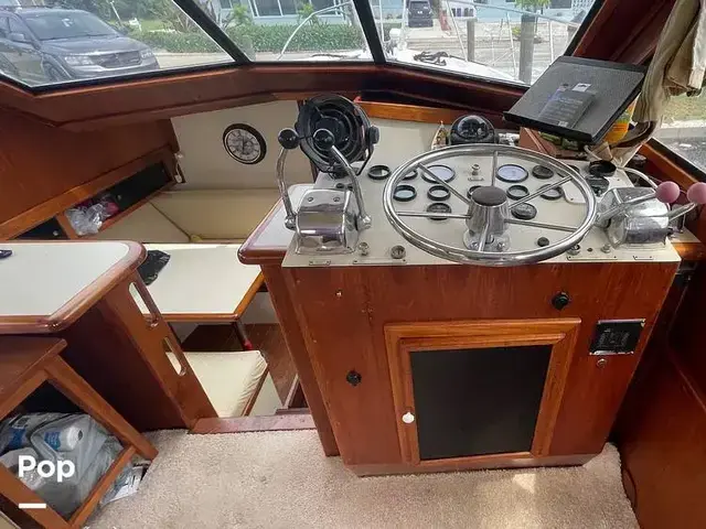 Californian 35 Motor Yacht