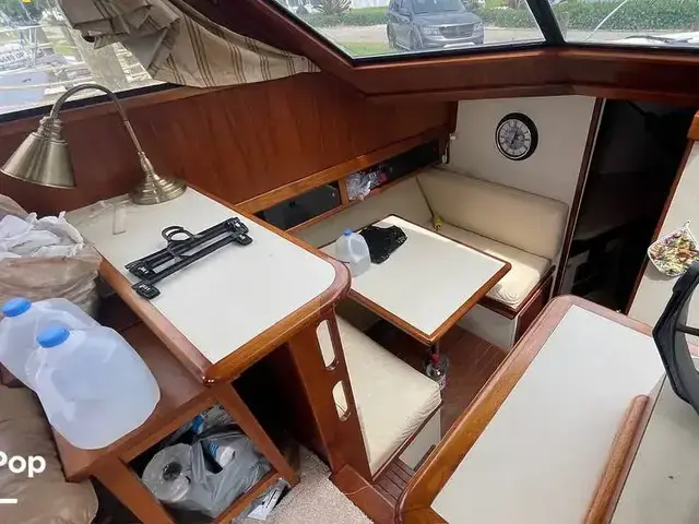 Californian 35 Motor Yacht