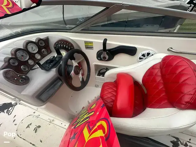 Rinker 232 Captiva Cc