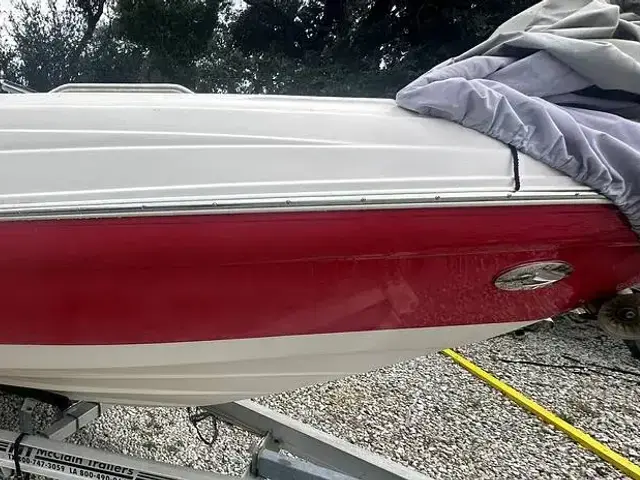 Rinker 232 Captiva Cc