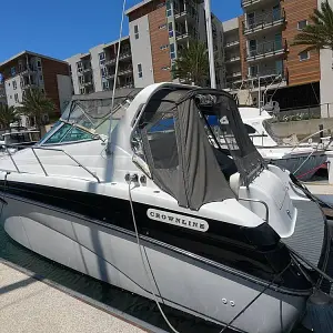 1997 Crownline 330 CR