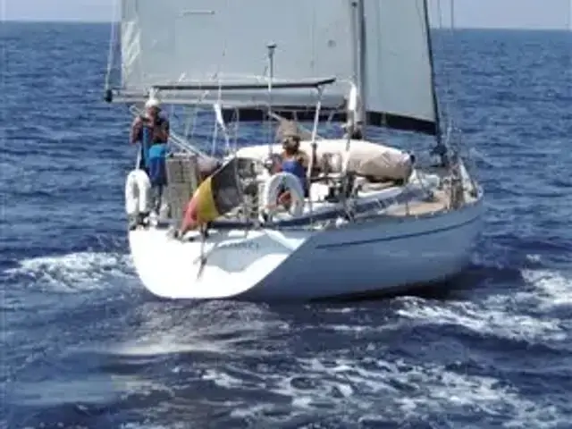 Grand Soleil 46