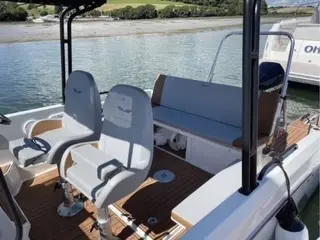 2022 Beneteau flyer 8 sundeck outboard