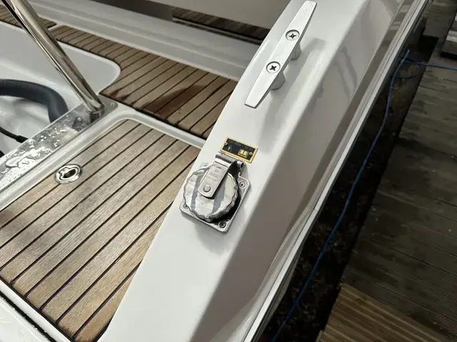 Beneteau Flyer 8 Sundeck Outboard