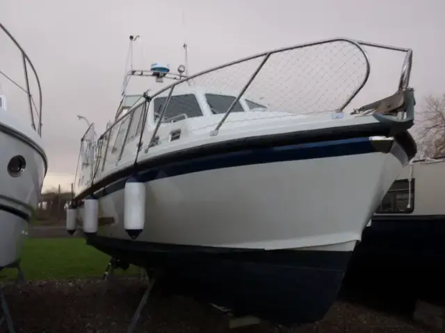 Aquastar 33 Ocean Ranger