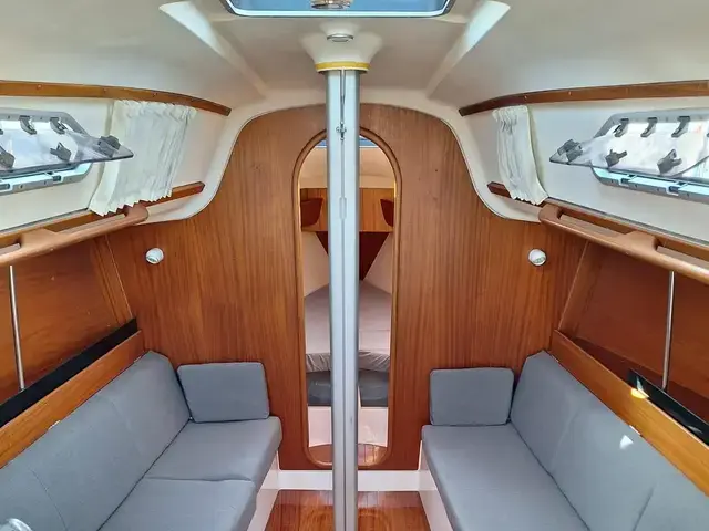 X-Yachts 302