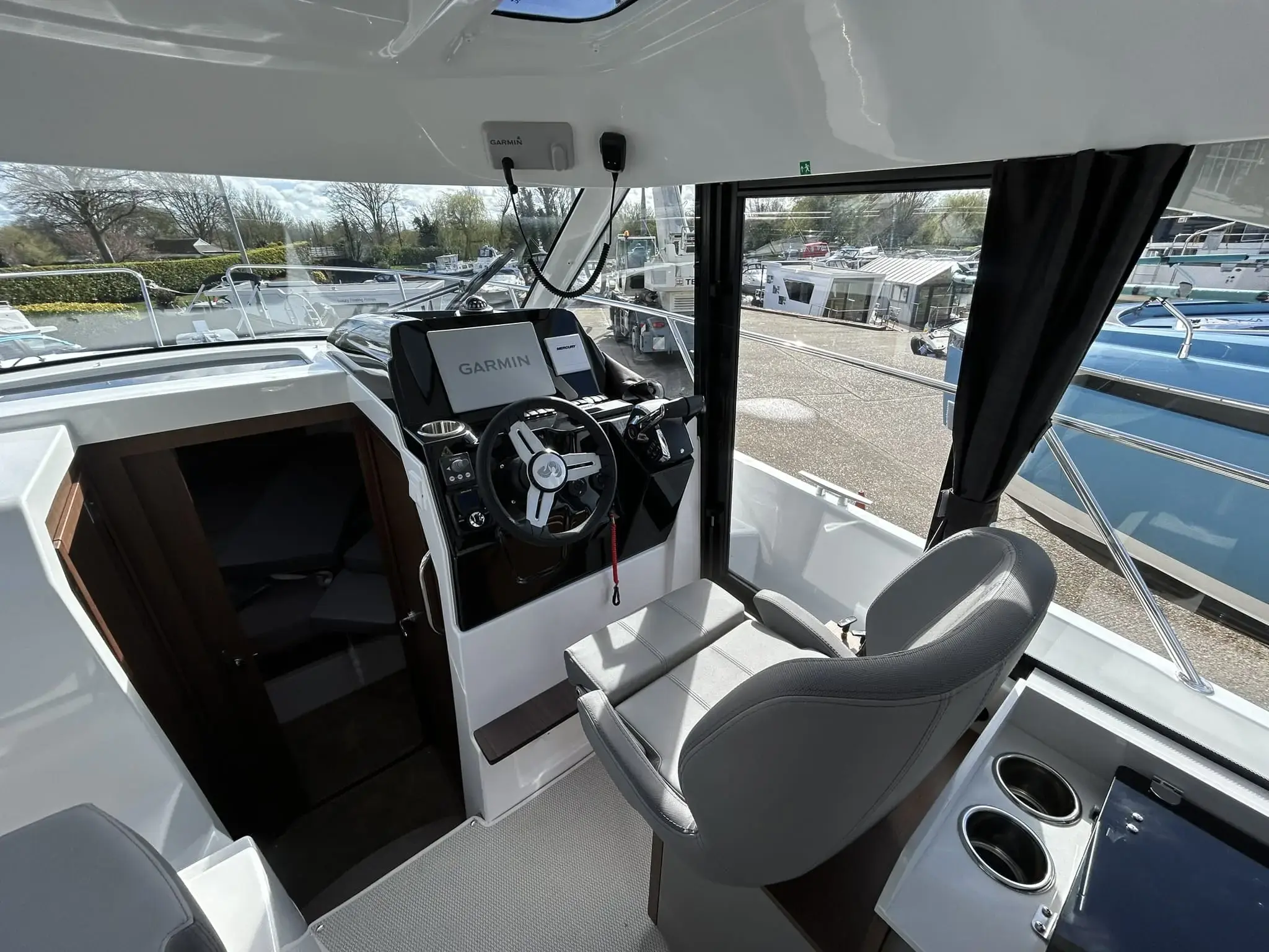 2024 Beneteau antares 9