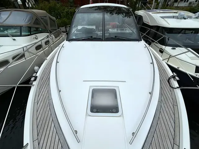 Sealine Sc 35