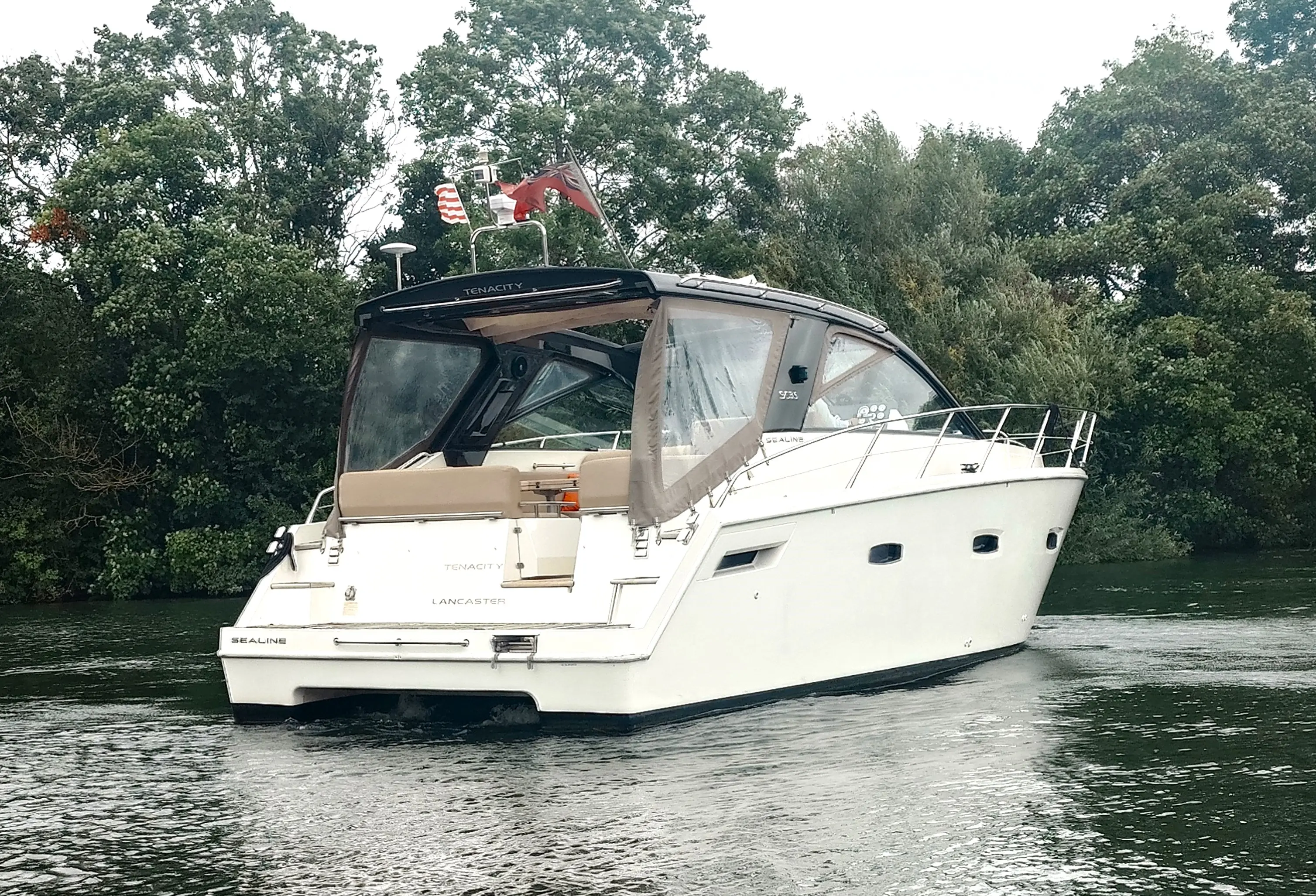 2010 Sealine sc35