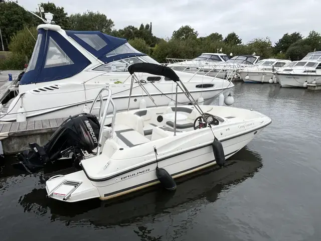 Bayliner Element E5