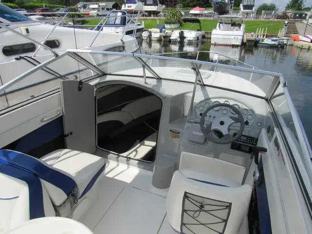 Bayliner 192 Cuddy Discovery