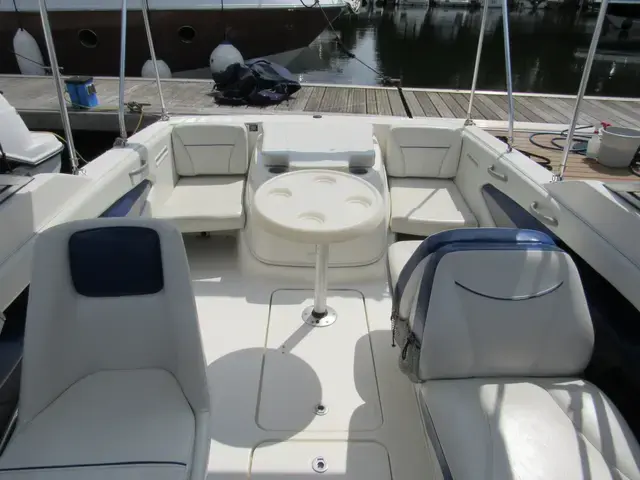 Bayliner 192 Cuddy Discovery