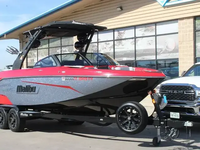 Malibu Wakesetter 25 LSV