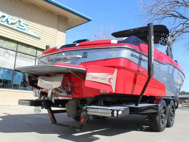 Malibu Wakesetter 25 LSV