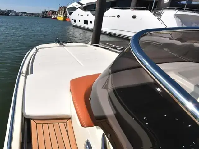 Invictus Boats 250CX