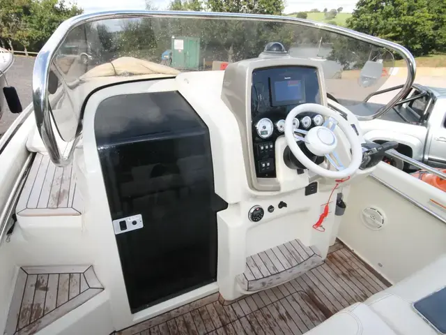 Invictus Boats 250CX