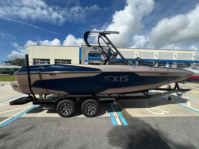 Axis Boats A24