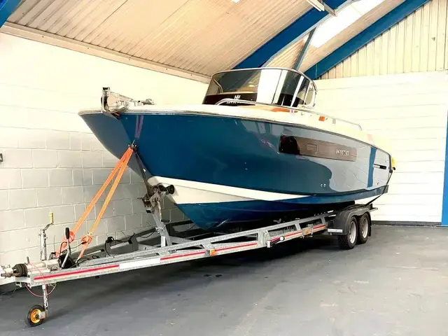 Invictus Boats 250CX