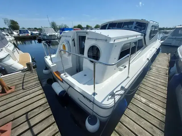 Sheerline 950 Centre Cockpit