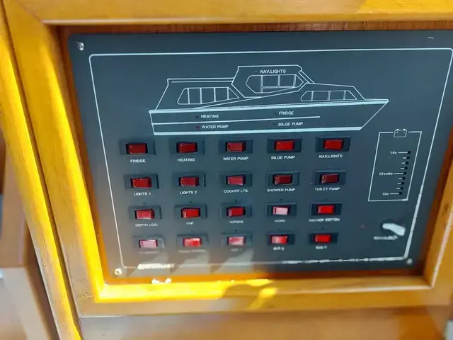 Sheerline 950 Centre Cockpit