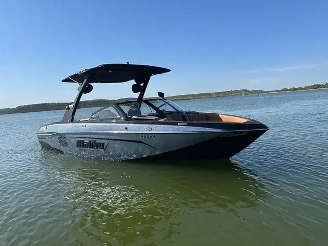 Malibu 23 LSV