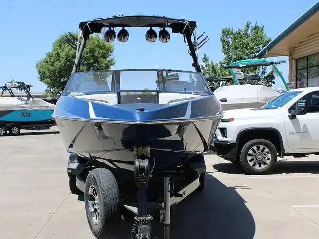 Axis Boats T23