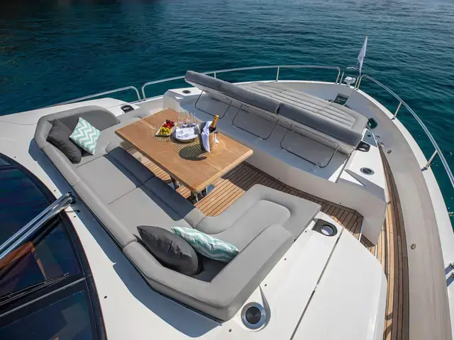 Sunseeker 86 Yacht