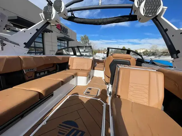 Malibu 25 LSV