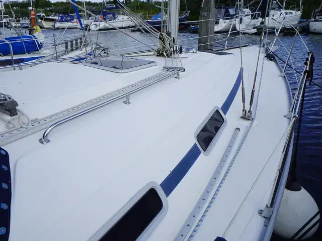 Bavaria 32