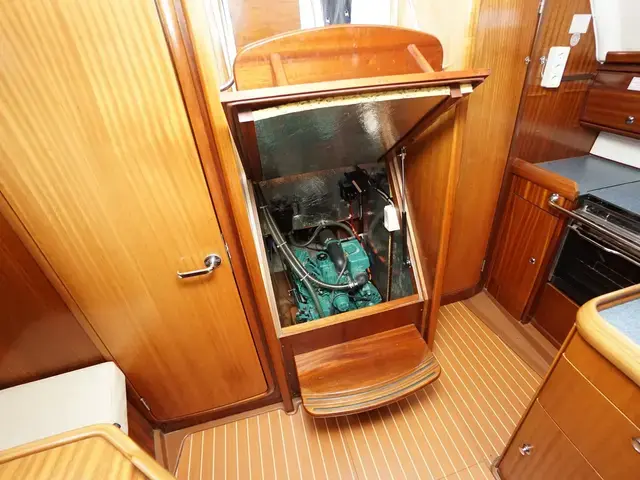 Bavaria 32