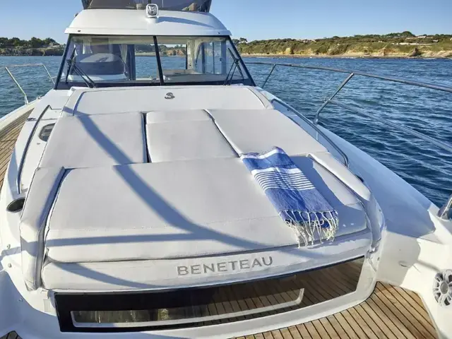 Beneteau Antares 12