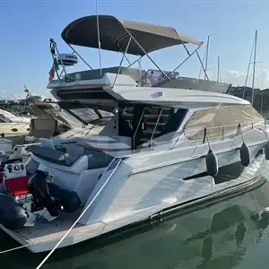 2022 Ferretti Yachts 500