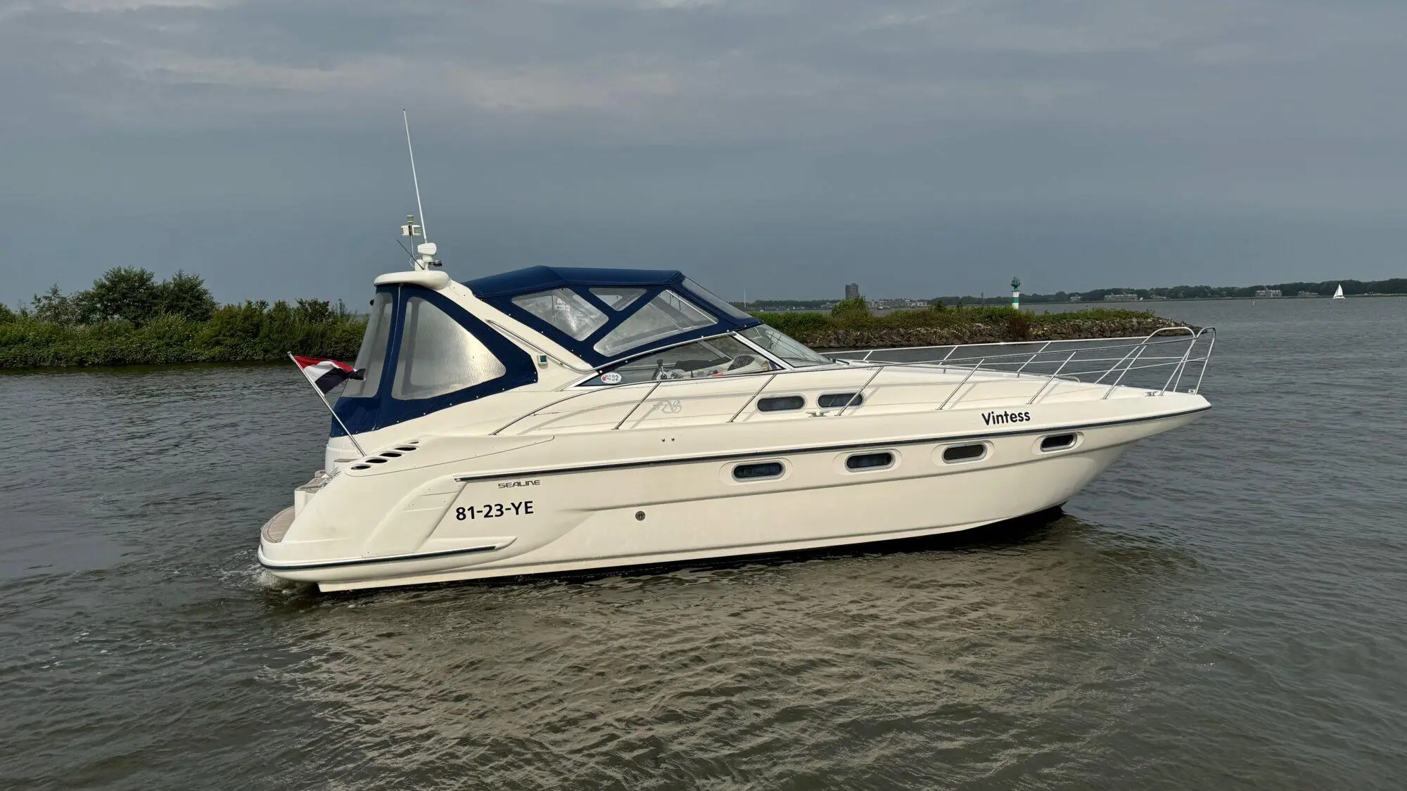 1997 Sealine s37 sports cruiser