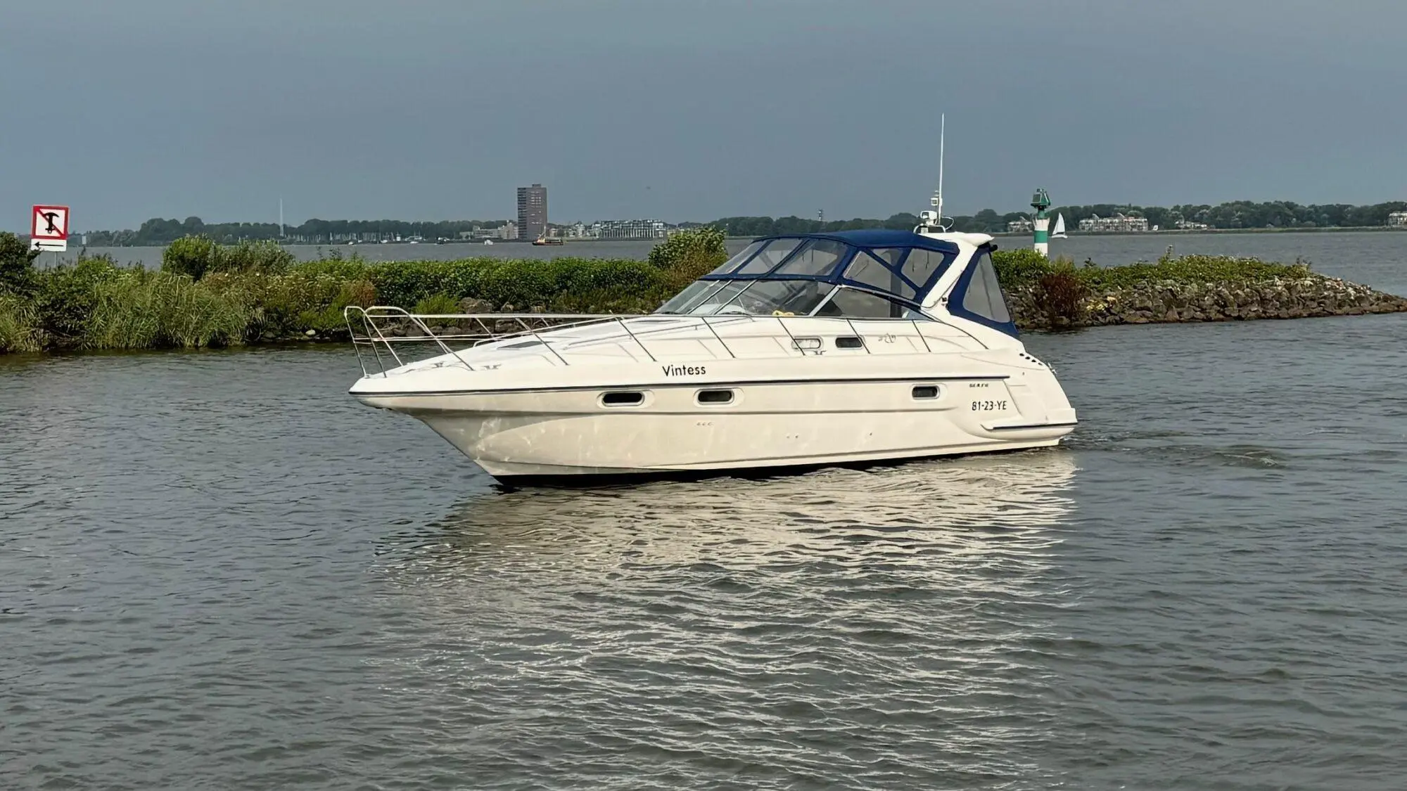 1997 Sealine s37 sports cruiser