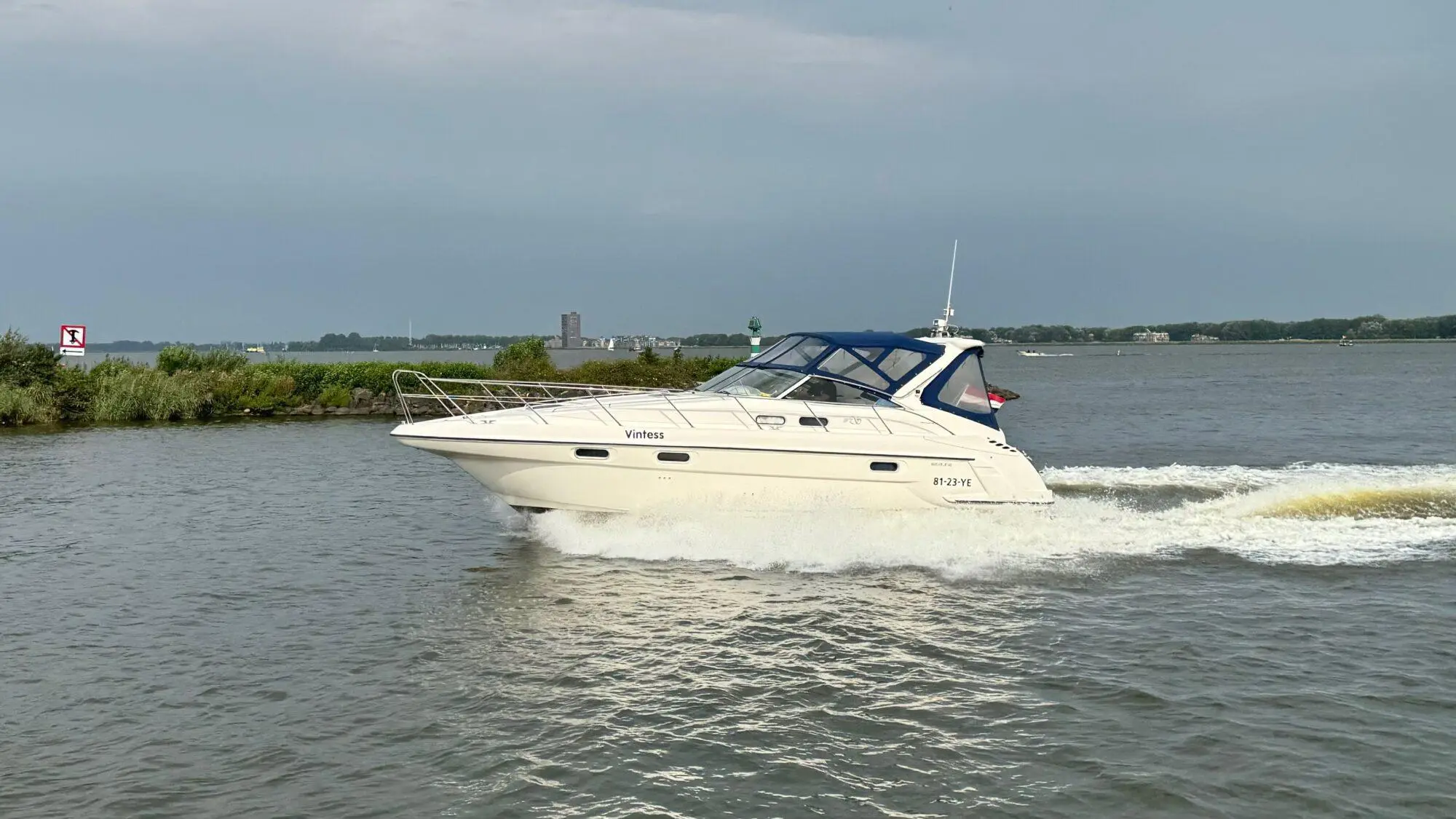 1997 Sealine s37 sports cruiser