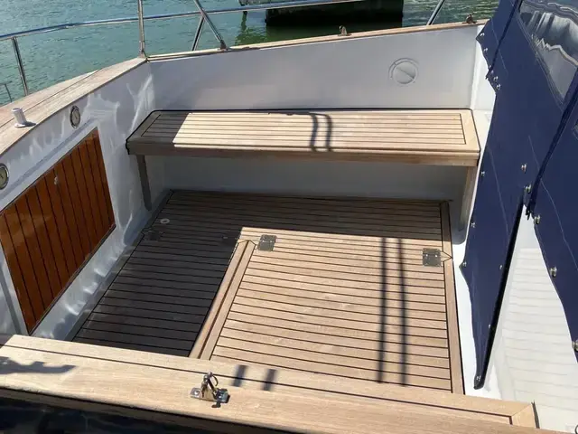 Triana Boats Tantarella 35 Aft Cockpit