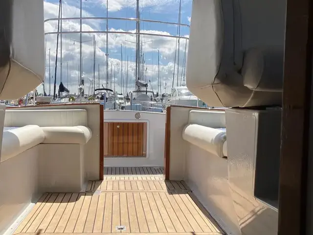 Triana Boats Tantarella 35 Aft Cockpit