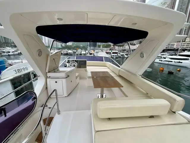 Azimut 53 Fly