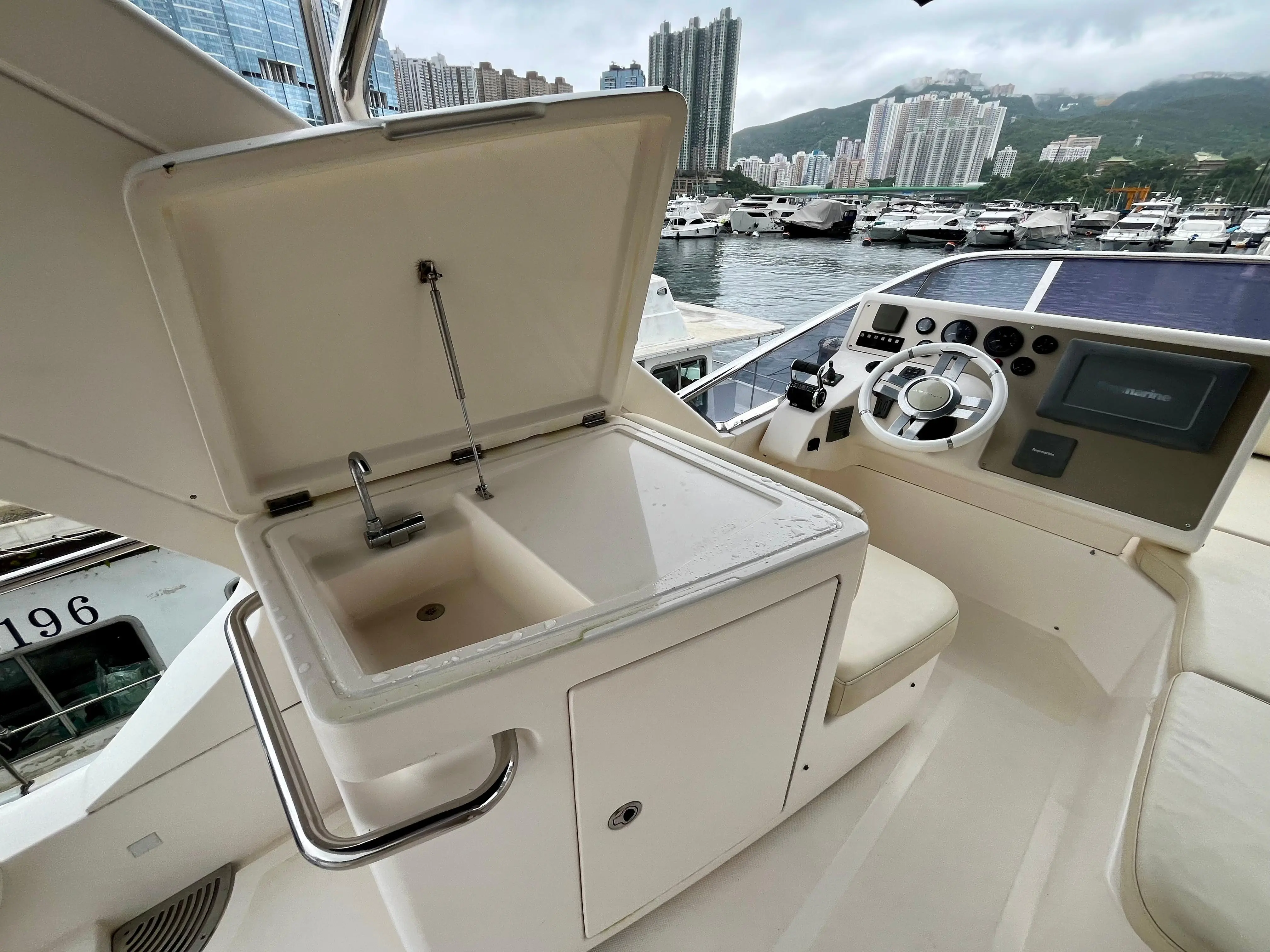 2011 Azimut 53 fly