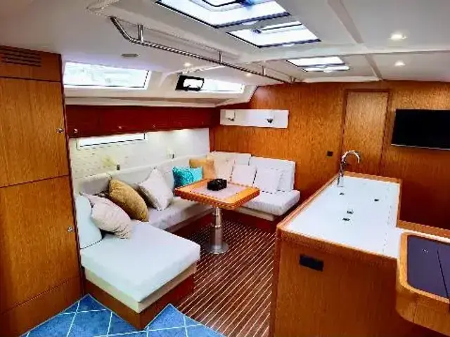 Bavaria Cruiser56