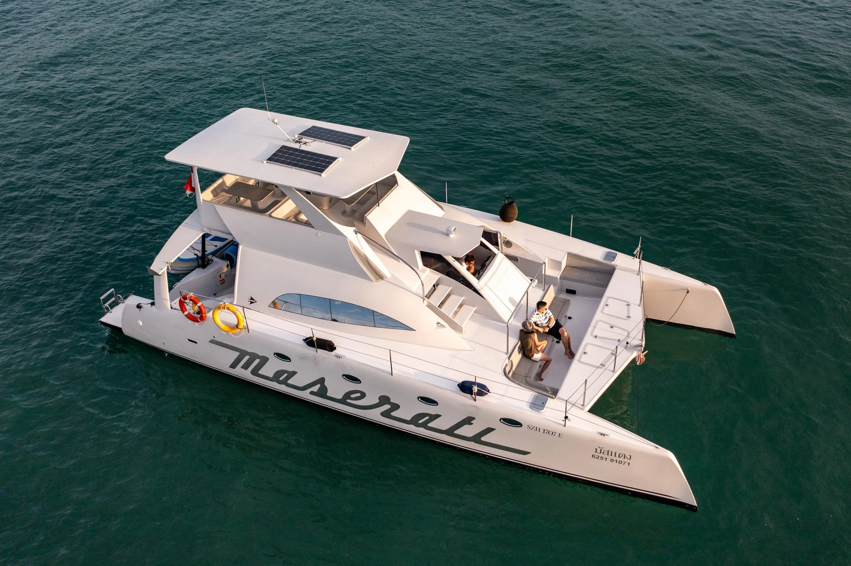 2019 Premier 47 powercat