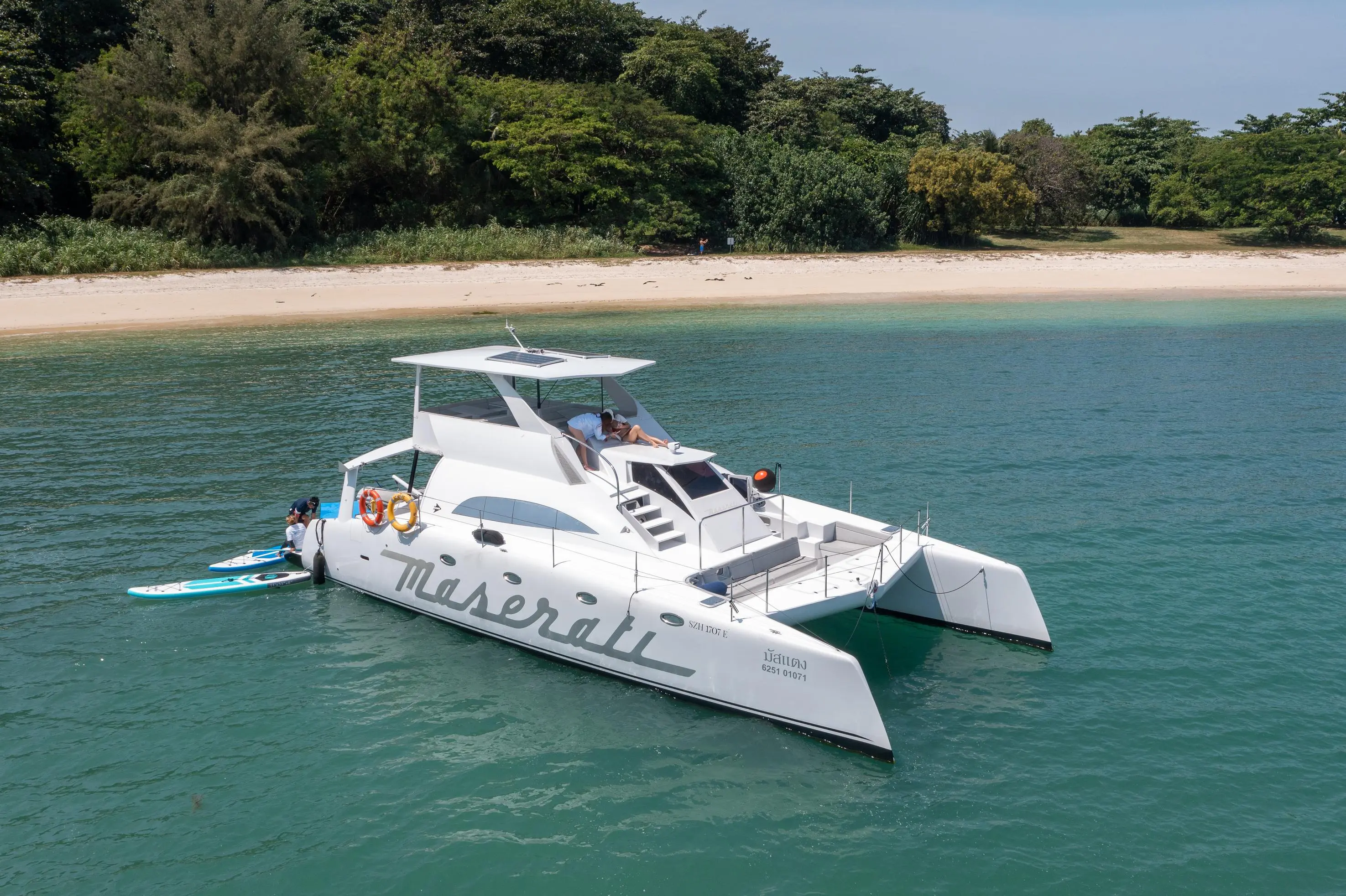 2019 Premier 47 powercat