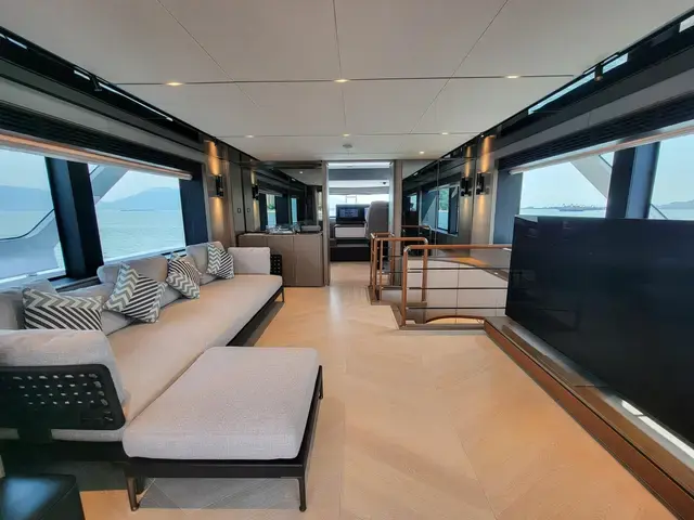 Ferretti Yachts Ferretti INFYNITO 90