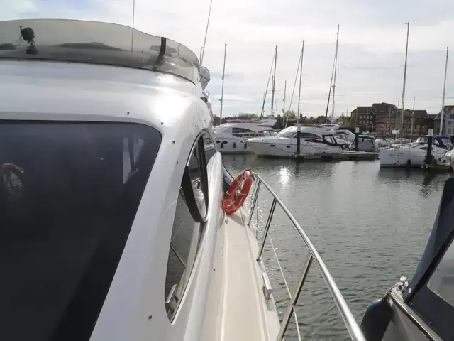 Azimut 42