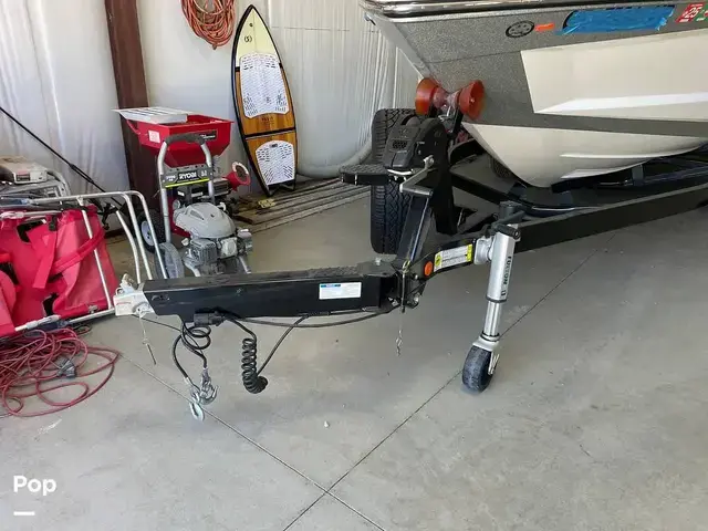 Mastercraft XT 23