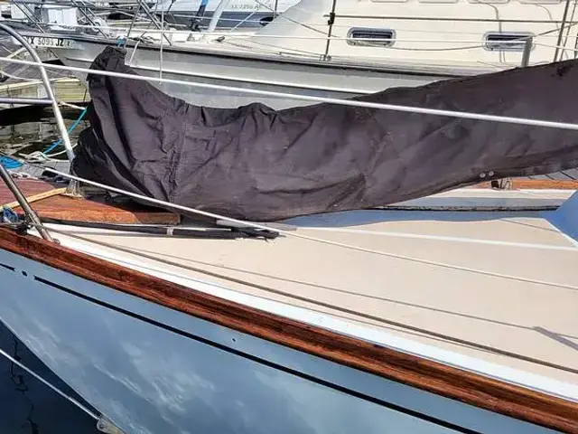 Cape Dory 36